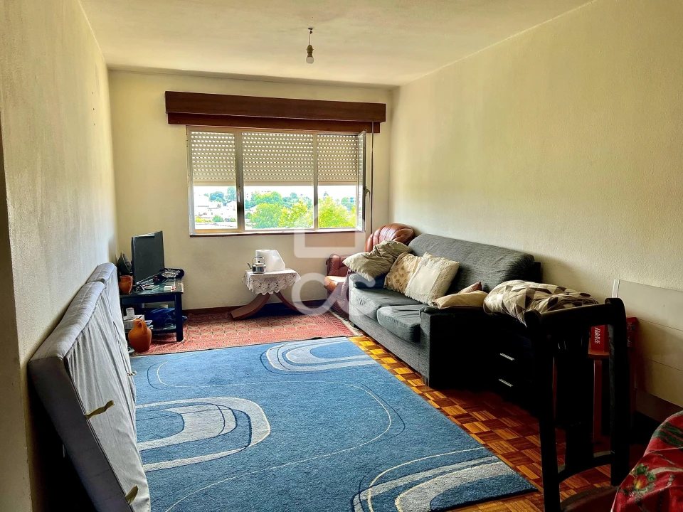 Apartamento T4 para Venda em Espinho Foto 1