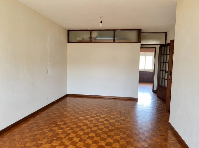 Apartamento T4 para Venda em Espinho Foto 4