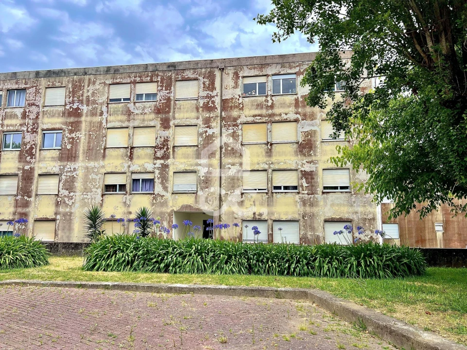 Apartamento T4 para Venda em Espinho Foto 18