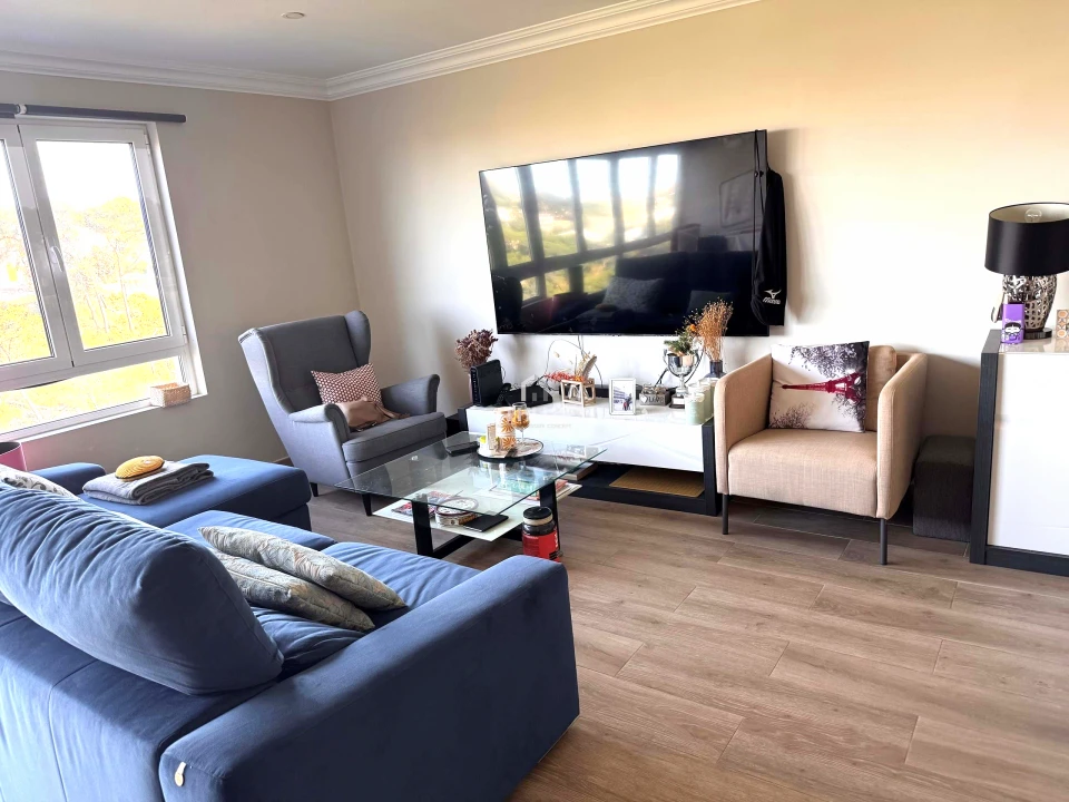Apartamento T3 para Arrendamento em Alcabideche Foto 5