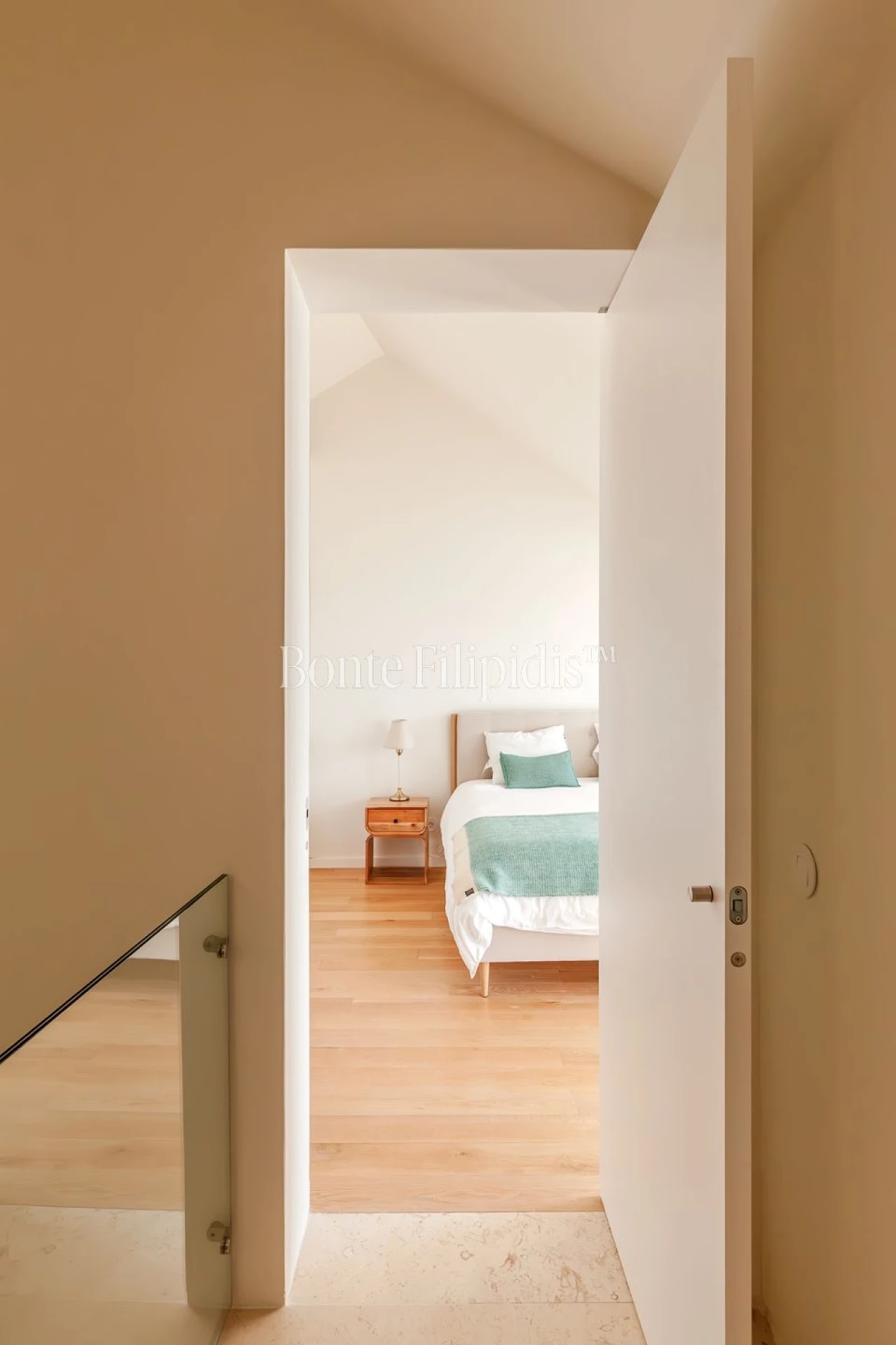 Apartamento T1 para Venda em Santo António Foto 19