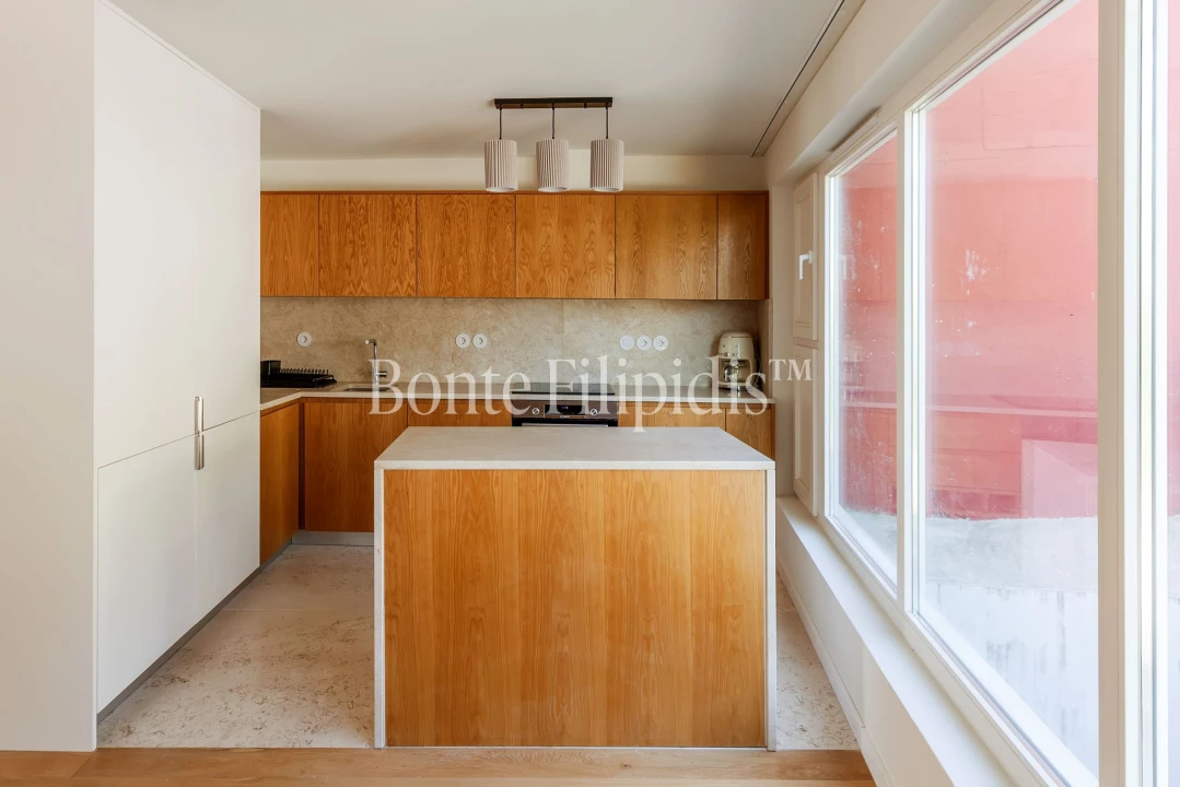 Apartamento T1 para Venda em Santo António Foto 10