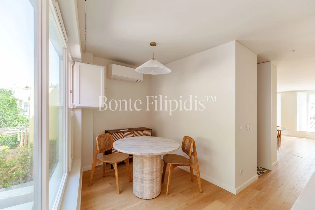 Apartamento T1 para Venda em Santo António Foto 7
