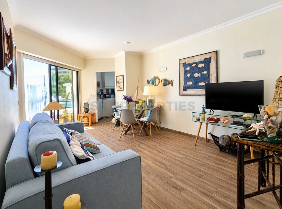 Apartamento T2 para Venda em Quarteira Foto 3