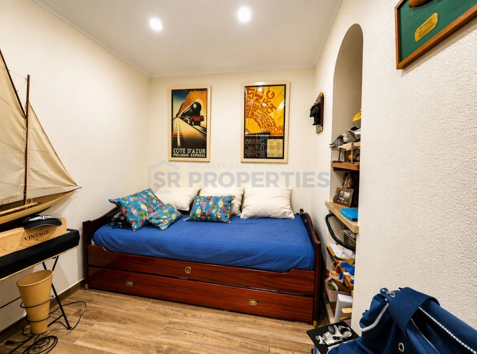 Apartamento T2 para Venda em Quarteira Foto 18