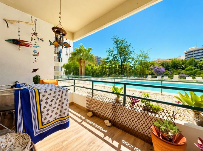 Apartamento T2 para Venda em Quarteira Foto 17