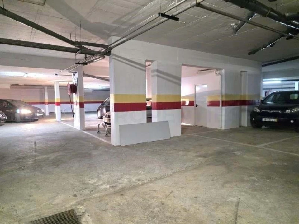 Apartamento T1 para Venda em Quarteira Foto 28