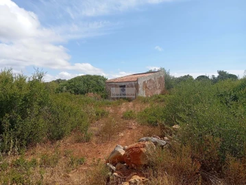 Terreno para Venda em Lagos (São Sebastião e Santa Maria)