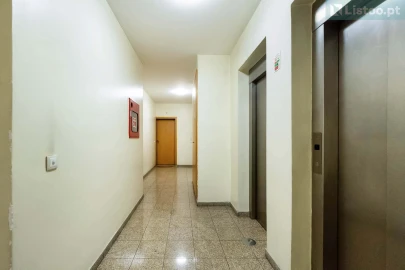 Apartamento T3 para Venda em Custoias