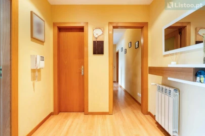 Apartamento T3 para Venda em Custoias