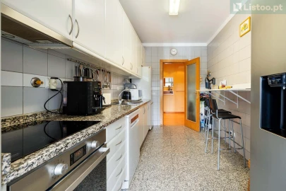 Apartamento T3 para Venda em Custoias