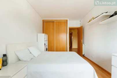 Apartamento T3 para Venda em Custoias