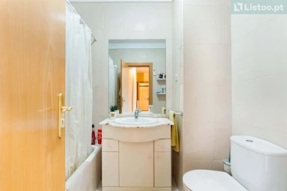Apartamento T3 para Venda em Custoias
