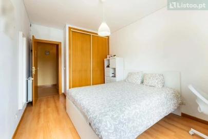 Apartamento T3 para Venda em Custoias