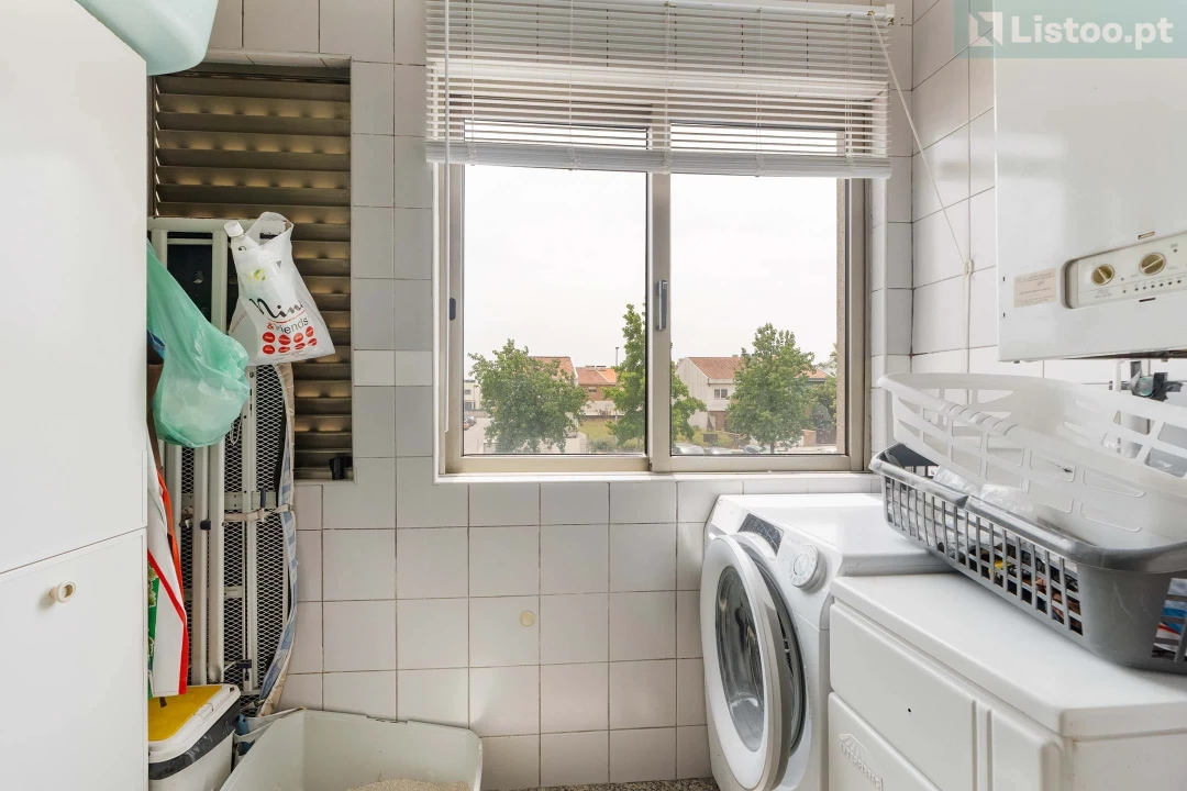 Apartamento T3 para Venda em Custoias Foto 9