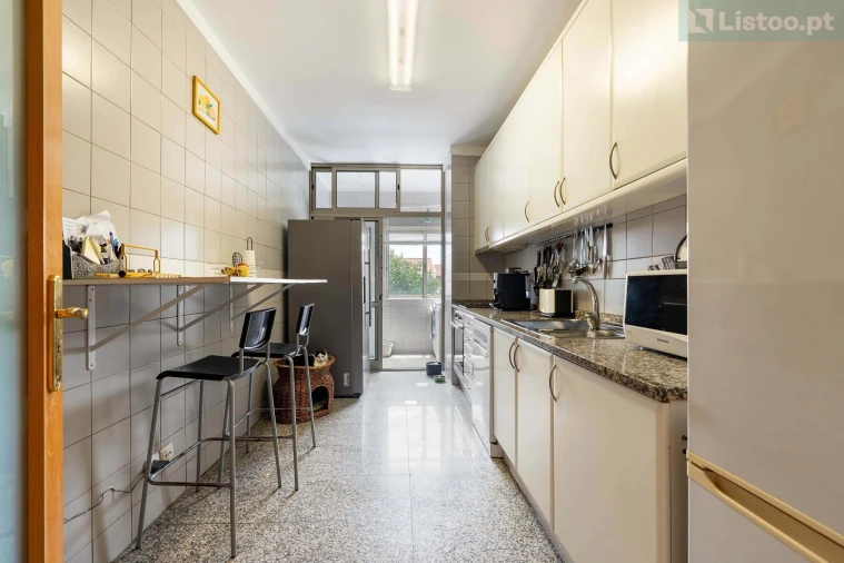 Apartamento T3 para Venda em Custoias Foto 8