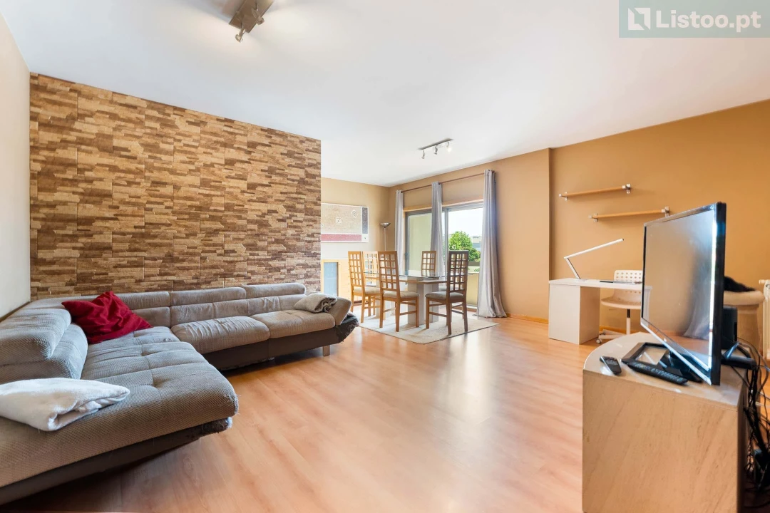 Apartamento T3 para Venda em Custoias Foto 4