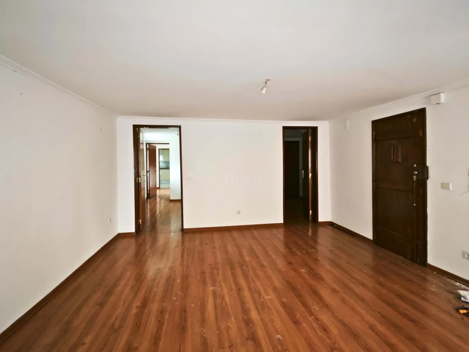 Apartamento T2 para Venda em São Vicente Foto 4
