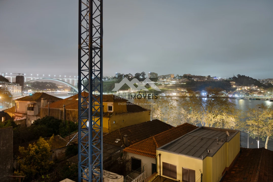 Apartamento T3 para Venda em Lordelo do Ouro e Massarelos Foto 51