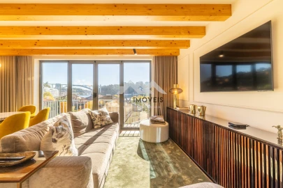 Apartamento T3 para Venda em Lordelo do Ouro e Massarelos