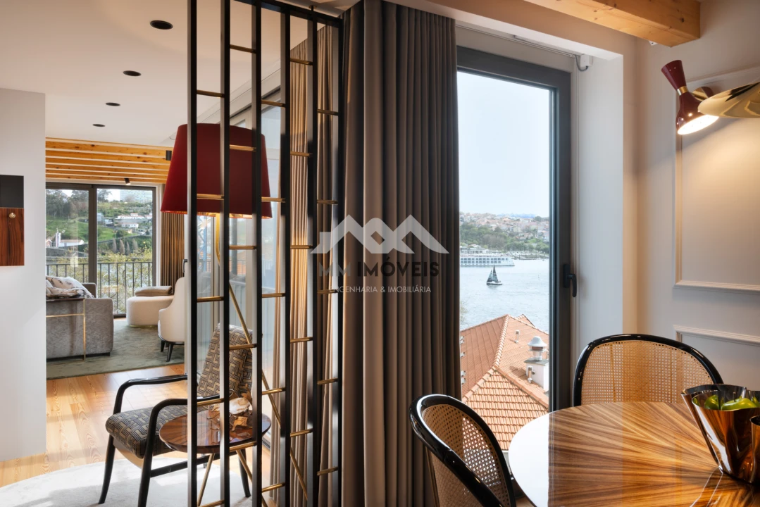 Apartamento T3 para Venda em Lordelo do Ouro e Massarelos Foto 13