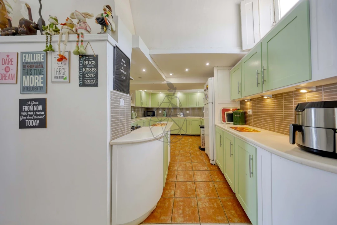 Quinta T8 para Venda em Paderne Foto 20