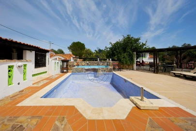 Quinta T8 para Venda em Paderne
