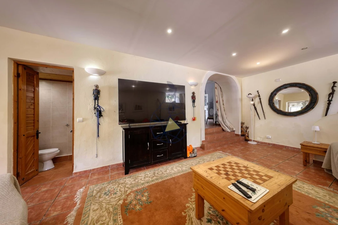 Quinta T8 para Venda em Paderne Foto 17