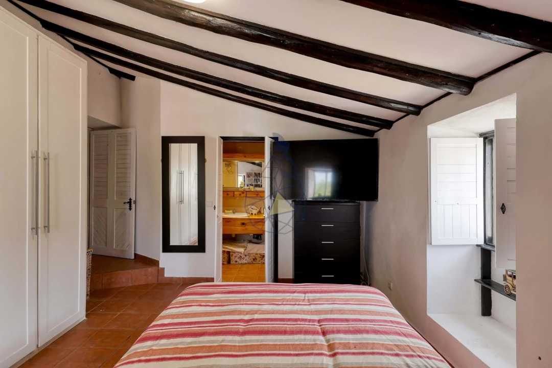 Quinta T8 para Venda em Paderne Foto 32
