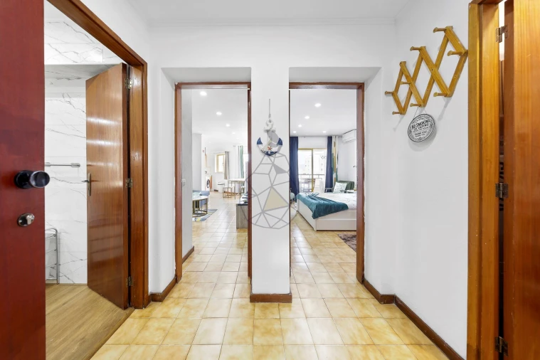 Apartamento T1 para Venda em Portimão Foto 9