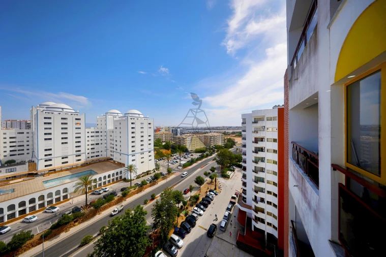 Apartamento T1 para Venda em Portimão Foto 13
