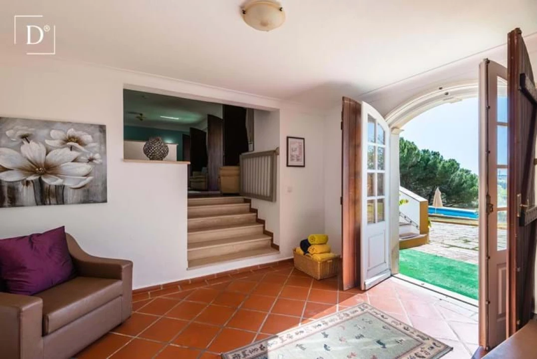 Moradia T5 para Venda em Albufeira e Olhos de Água Foto 6