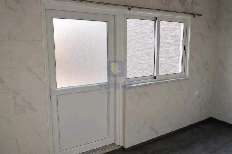 Apartamento T1 para Venda em Baixa da Banheira e Vale da Amoreira Foto 6