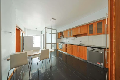Apartamento T3 para Venda em Ponta Delgada (São Pedro)