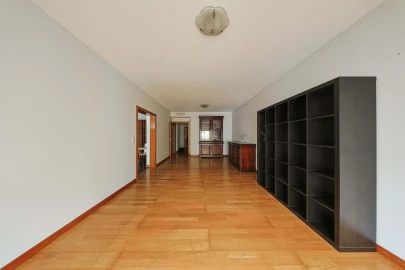 Apartamento T3 para Venda em Ponta Delgada (São Pedro)