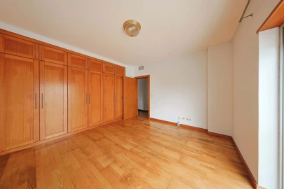 Apartamento T3 para Venda em Ponta Delgada (São Pedro)