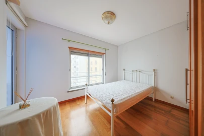 Apartamento T3 para Venda em Ponta Delgada (São Pedro)