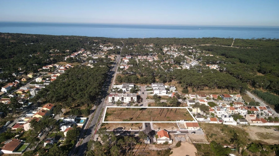 Terreno para Venda em Charneca de Caparica e Sobreda Foto 8