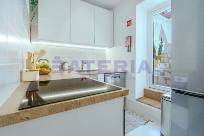 Apartamento T3 para Venda em Oeiras e São Julião da Barra, Paço de Arcos e Caxias