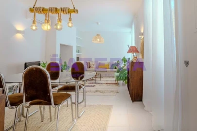 Apartamento T3 para Venda em Oeiras e São Julião da Barra, Paço de Arcos e Caxias