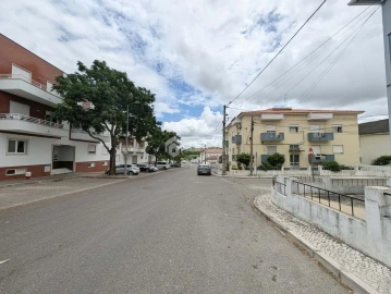Apartamento T1 para Venda em Marvila, Ribeira Santarém, São Salvador, São Nicolau