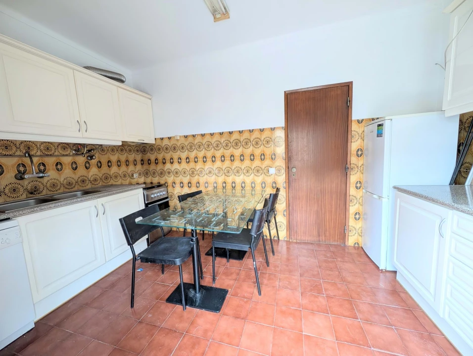 Apartamento T1 para Venda em Marvila, Ribeira Santarém, São Salvador, São Nicolau Foto 1
