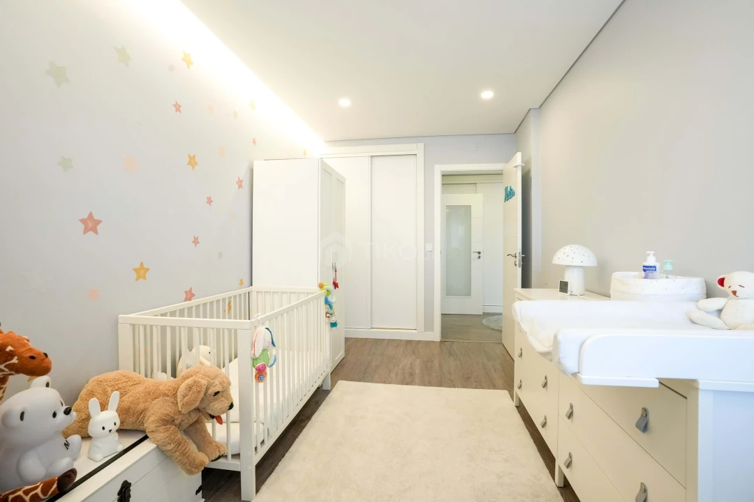 Apartamento T4 para Venda em Venteira Foto 28