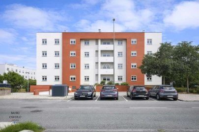 Apartamento T4 para Venda em Venteira