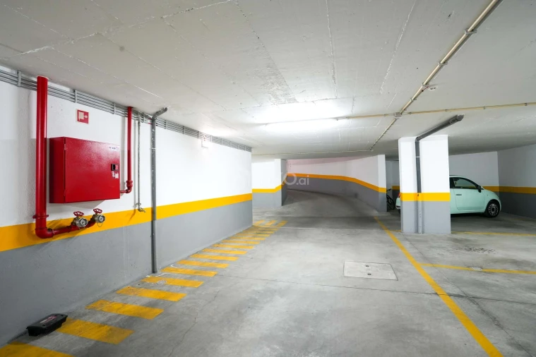 Apartamento T4 para Venda em Venteira Foto 38