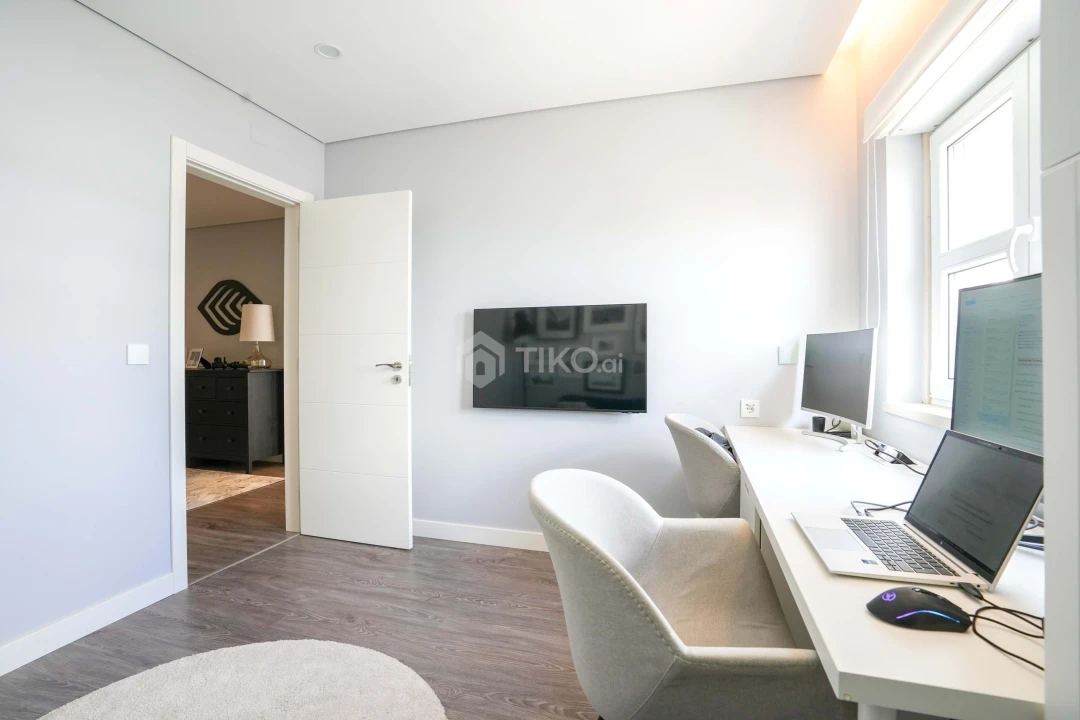 Apartamento T4 para Venda em Venteira Foto 12