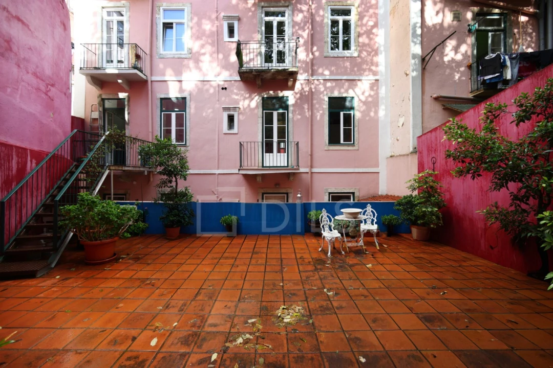 Apartamento T3 para Venda em Santo António Foto 14