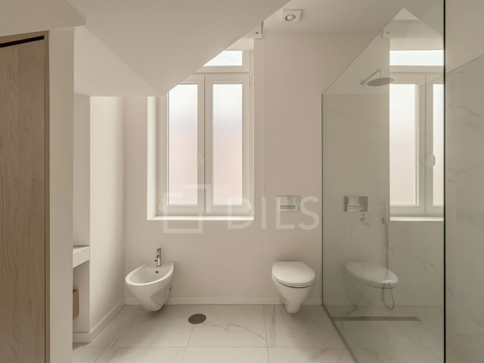 Apartamento T2 para Venda em Campolide Foto 17