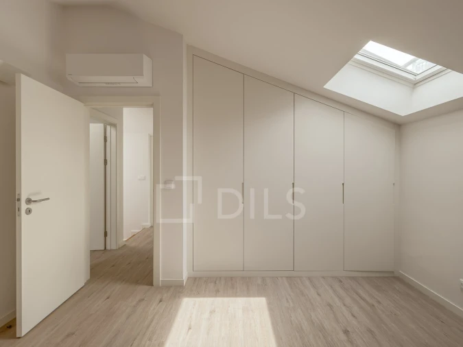 Apartamento T2 para Venda em Campolide Foto 8