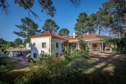 Moradia T6 para Venda em Santa Maria do Castelo e Santiago e Santa Susana